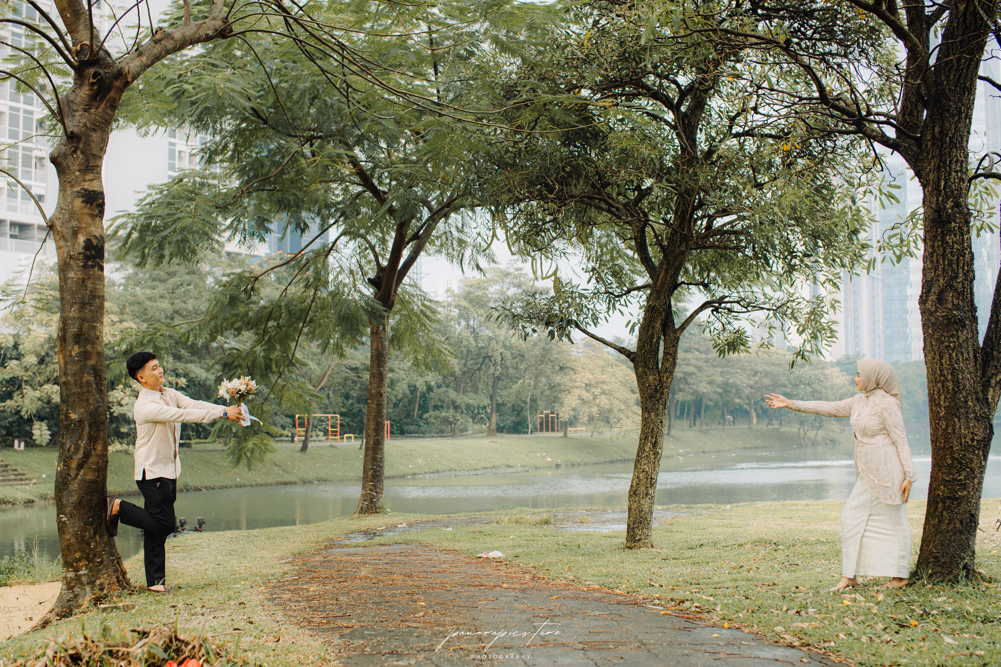 Sesi foto prewedding pasangan